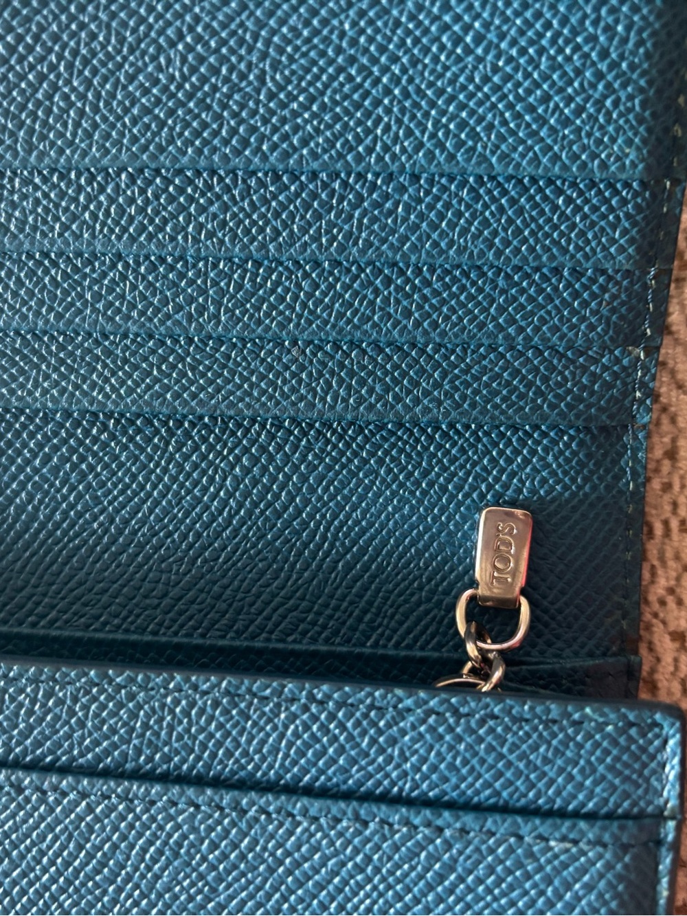 TOD'S Turquoise Leather Continental Wallet with Strap and Logo Plaque - Picture 5 of 16